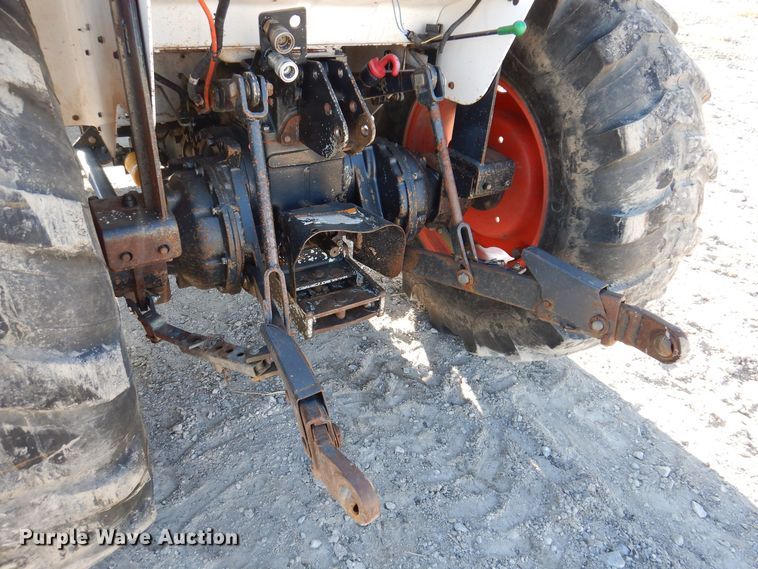 image for item KW9658 2009 Bobcat CT450  MFWD tractor