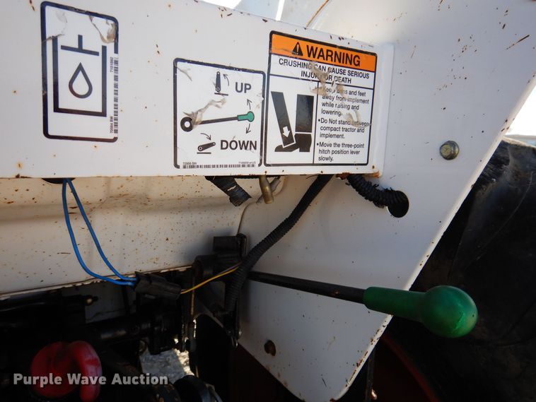 image for item KW9658 2009 Bobcat CT450  MFWD tractor