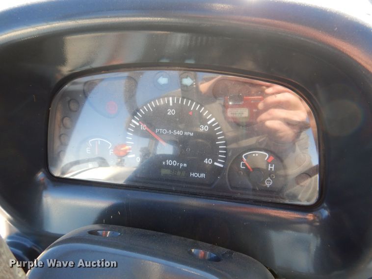 image for item KW9658 2009 Bobcat CT450  MFWD tractor