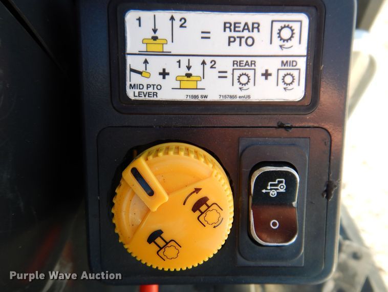 image for item KW9658 2009 Bobcat CT450  MFWD tractor