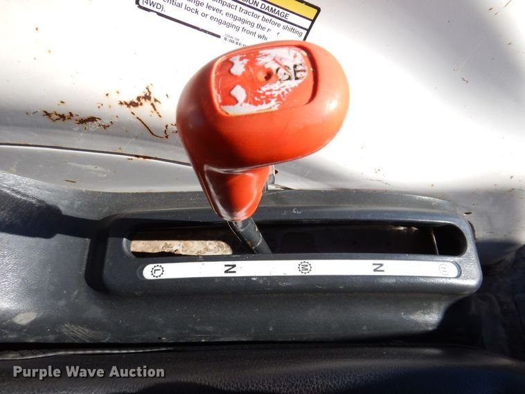 image for item KW9658 2009 Bobcat CT450  MFWD tractor