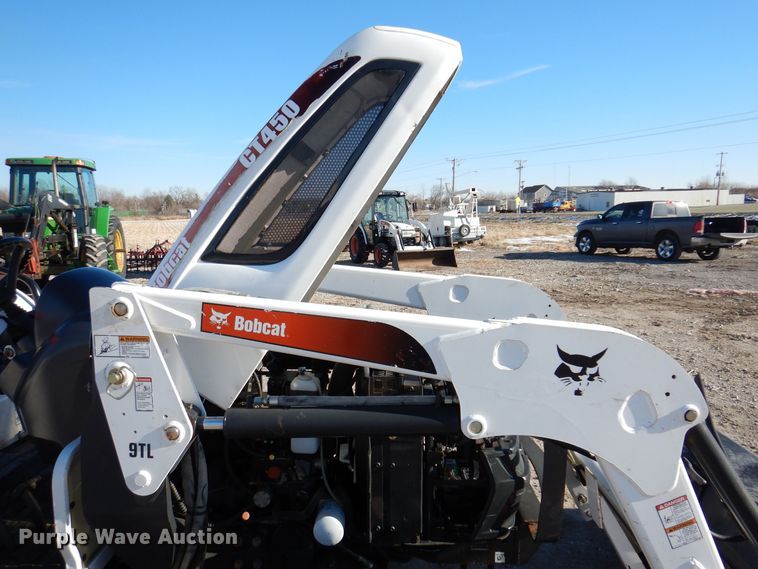 image for item KW9658 2009 Bobcat CT450  MFWD tractor