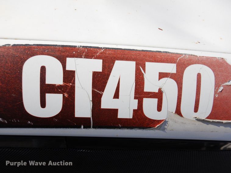 image for item KW9658 2009 Bobcat CT450  MFWD tractor