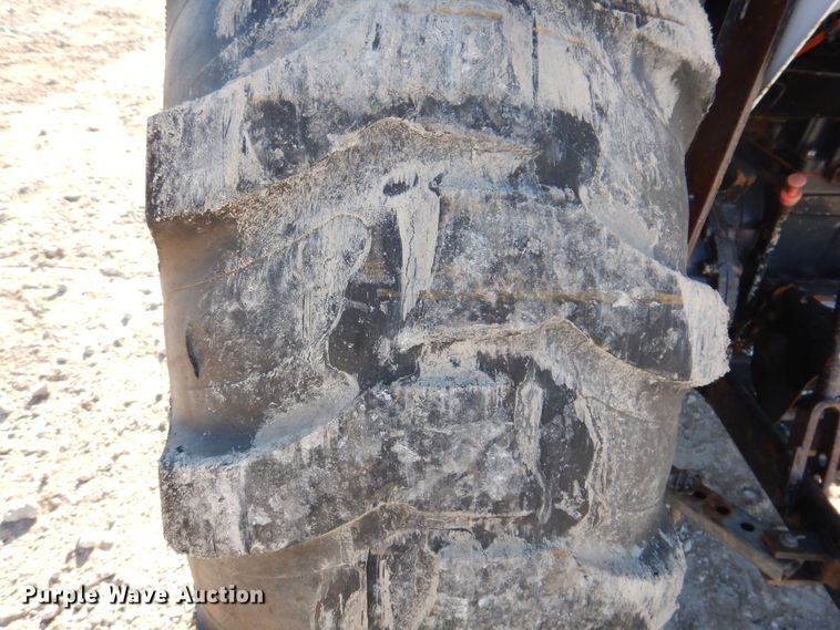 image for item KW9658 2009 Bobcat CT450  MFWD tractor