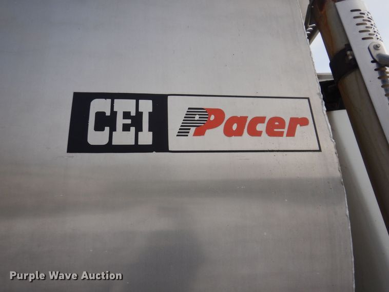 image for item KW9680 2007 Sterling LT9500  feed delivery truck