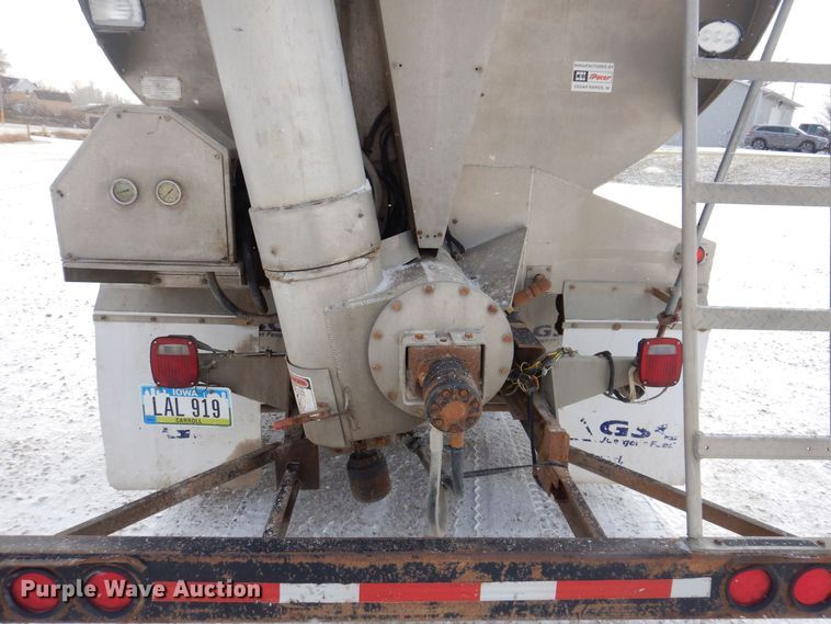 image for item KW9680 2007 Sterling LT9500  feed delivery truck