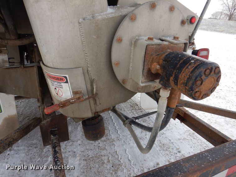 image for item KW9680 2007 Sterling LT9500  feed delivery truck