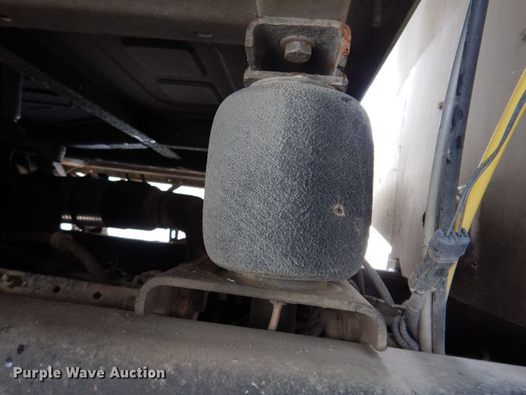 image for item KW9680 2007 Sterling LT9500  feed delivery truck