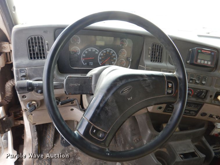 image for item KW9680 2007 Sterling LT9500  feed delivery truck