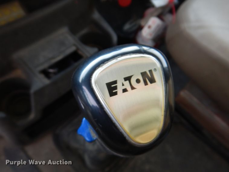 image for item KW9680 2007 Sterling LT9500  feed delivery truck