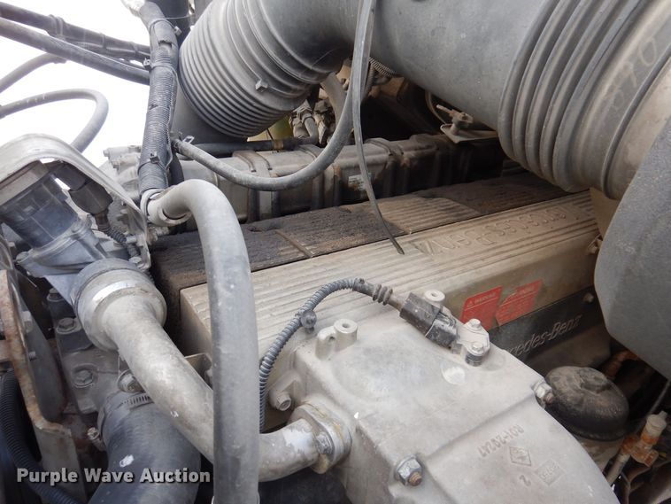 image for item KW9680 2007 Sterling LT9500  feed delivery truck