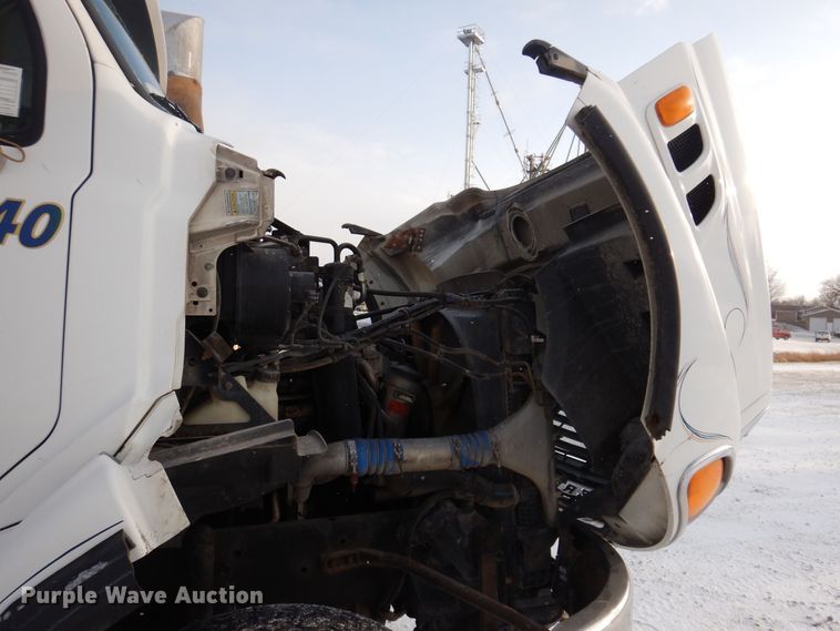 image for item KW9680 2007 Sterling LT9500  feed delivery truck