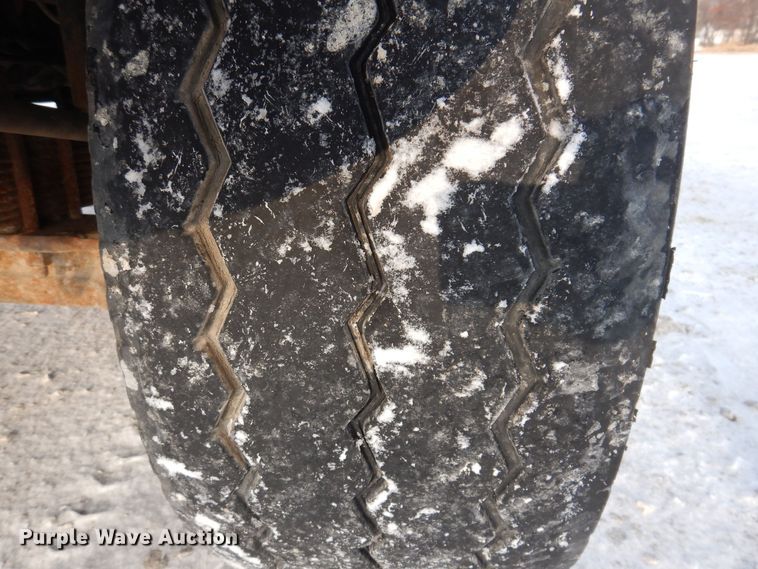 image for item KW9680 2007 Sterling LT9500  feed delivery truck