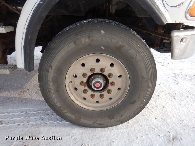 image for item KW9680 2007 Sterling LT9500  feed delivery truck