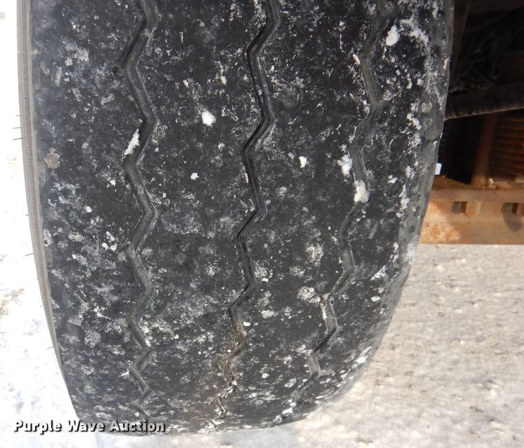 image for item KW9680 2007 Sterling LT9500  feed delivery truck