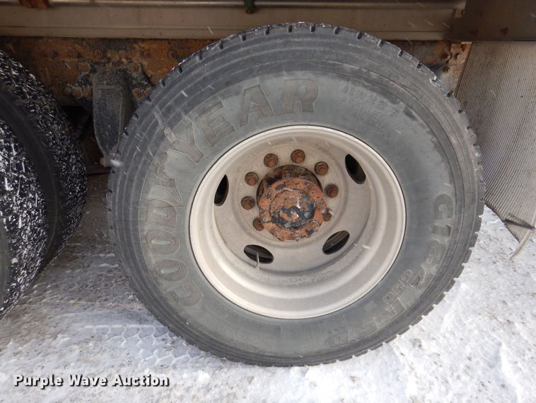 image for item KW9680 2007 Sterling LT9500  feed delivery truck