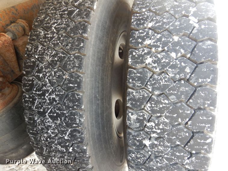 image for item KW9680 2007 Sterling LT9500  feed delivery truck