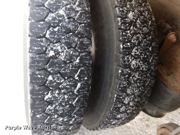 image for item KW9680 2007 Sterling LT9500  feed delivery truck