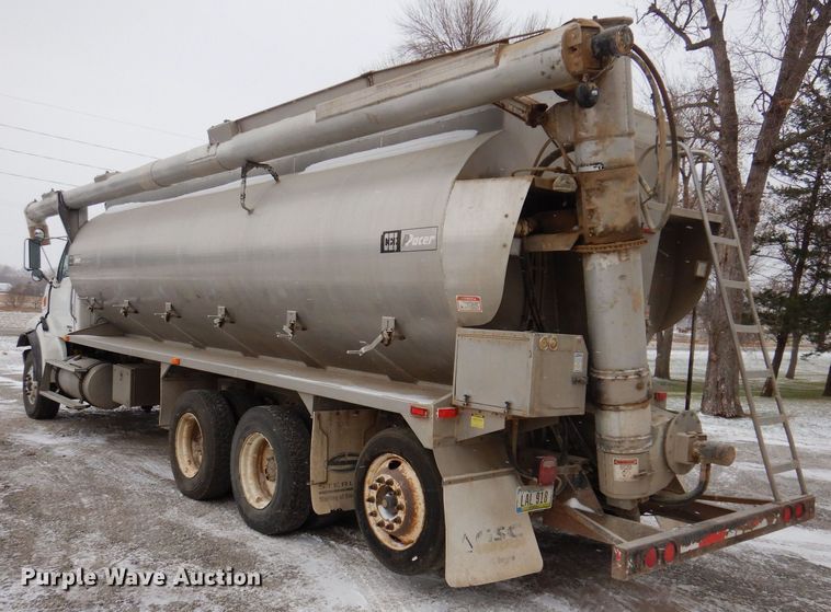 image for item KW9681 2005 Sterling LT9500  feed delivery truck