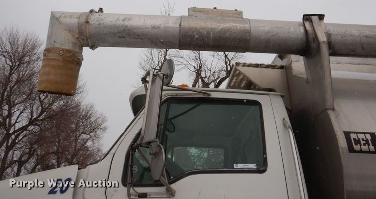 image for item KW9681 2005 Sterling LT9500  feed delivery truck