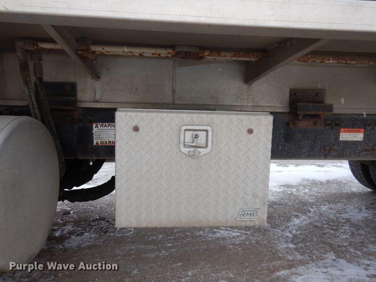 image for item KW9681 2005 Sterling LT9500  feed delivery truck