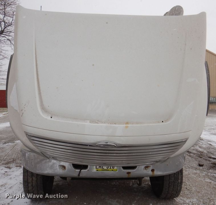 image for item KW9681 2005 Sterling LT9500  feed delivery truck