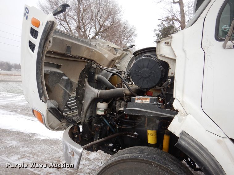 image for item KW9681 2005 Sterling LT9500  feed delivery truck