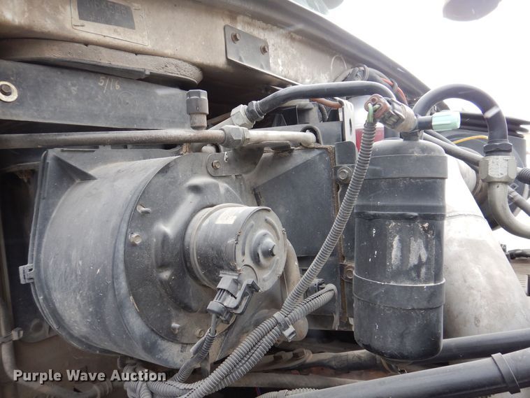 image for item KW9681 2005 Sterling LT9500  feed delivery truck