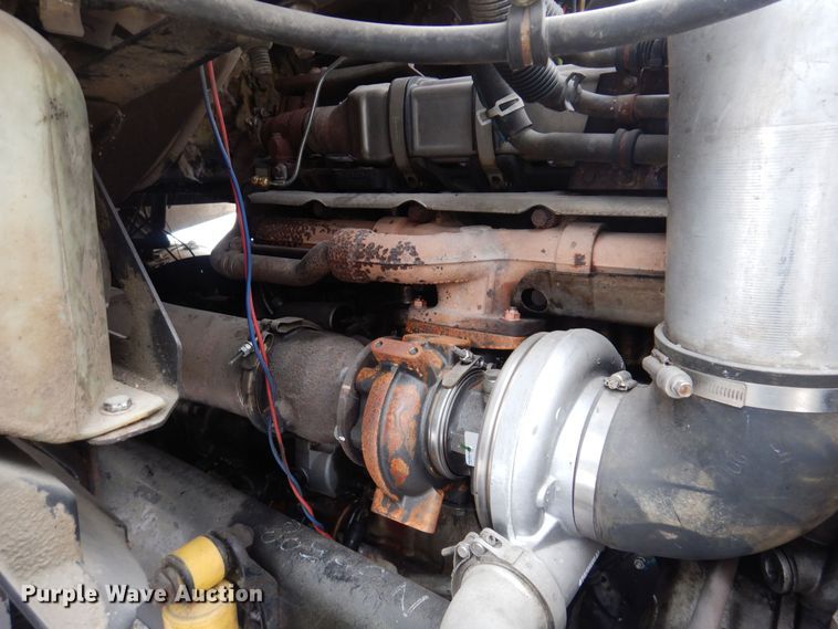 image for item KW9681 2005 Sterling LT9500  feed delivery truck