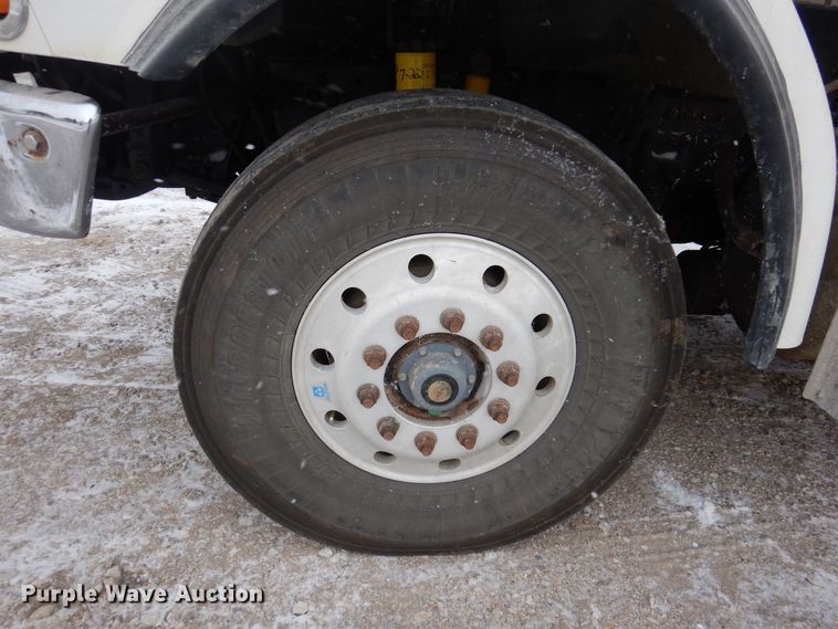 image for item KW9681 2005 Sterling LT9500  feed delivery truck