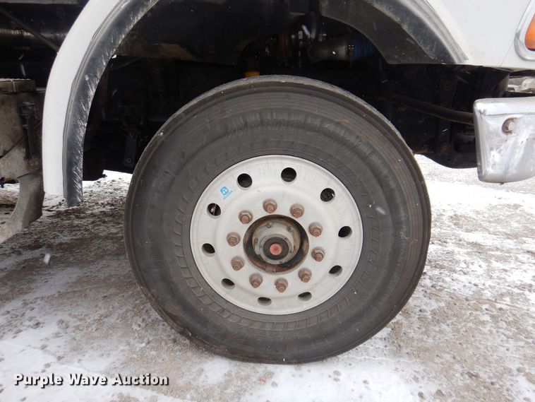 image for item KW9681 2005 Sterling LT9500  feed delivery truck