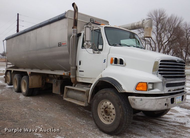 image for item KW9682 2008 Sterling LT9500  feed delivery truck