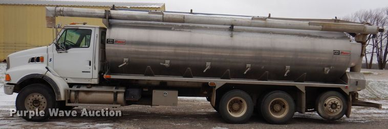 image for item KW9682 2008 Sterling LT9500  feed delivery truck