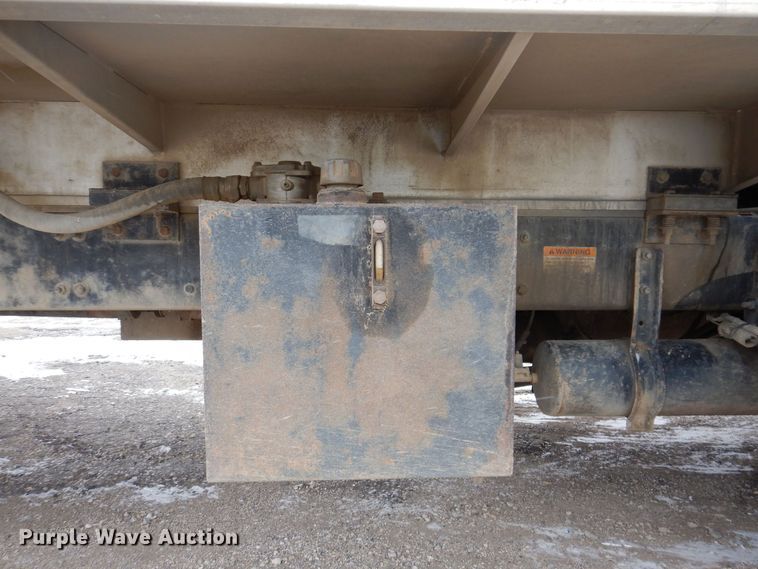 image for item KW9682 2008 Sterling LT9500  feed delivery truck