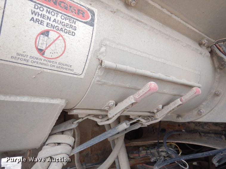 image for item KW9682 2008 Sterling LT9500  feed delivery truck