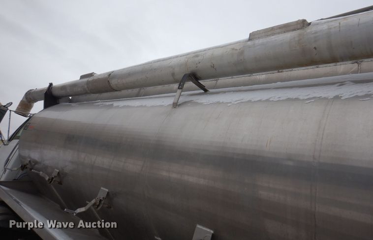 image for item KW9682 2008 Sterling LT9500  feed delivery truck