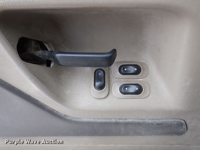 image for item KW9682 2008 Sterling LT9500  feed delivery truck