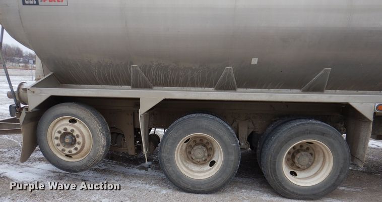 image for item KW9682 2008 Sterling LT9500  feed delivery truck