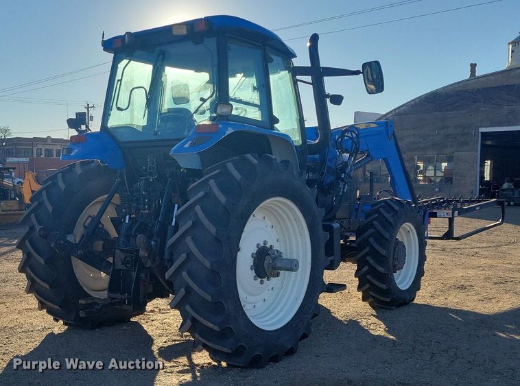 image for item LG9388 2004 New Holland TM175  MFWD tractor