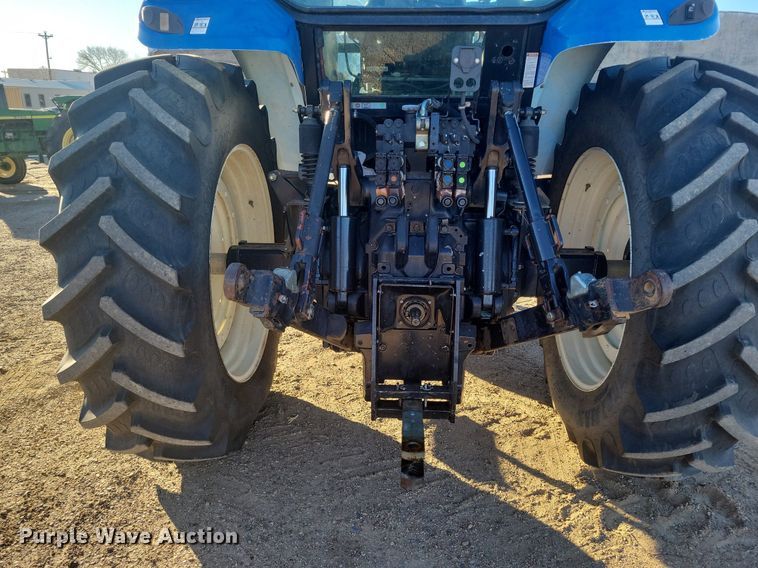 image for item LG9388 2004 New Holland TM175  MFWD tractor