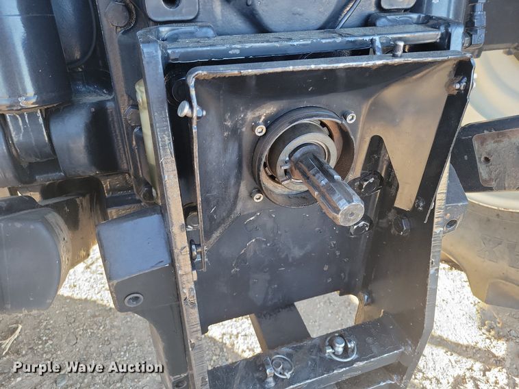 image for item LG9388 2004 New Holland TM175  MFWD tractor