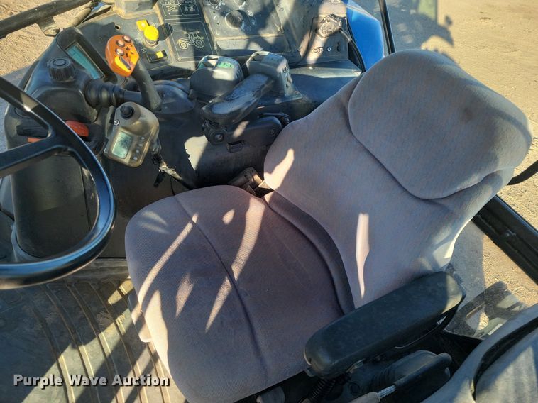 image for item LG9388 2004 New Holland TM175  MFWD tractor