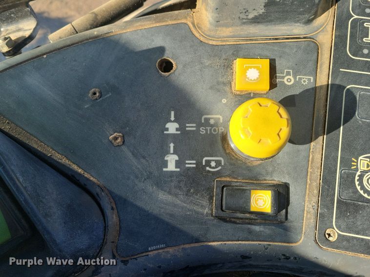 image for item LG9388 2004 New Holland TM175  MFWD tractor