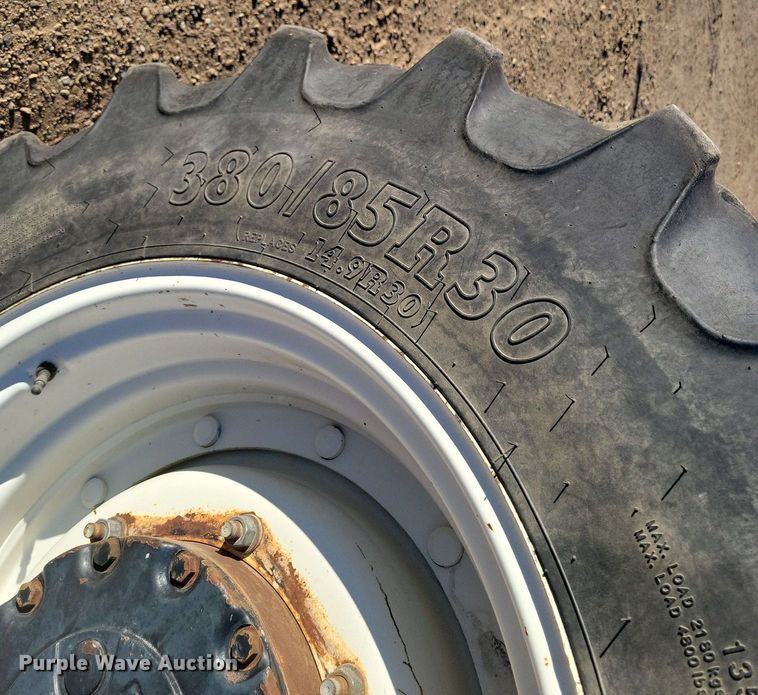 image for item LG9388 2004 New Holland TM175  MFWD tractor