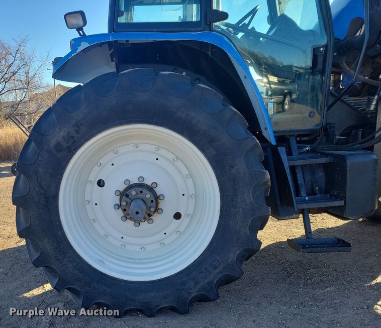 image for item LG9388 2004 New Holland TM175  MFWD tractor