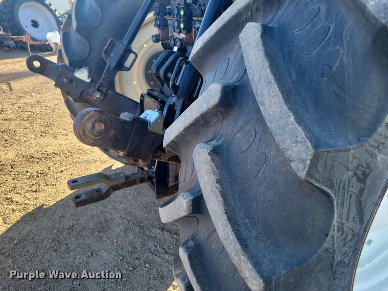 image for item LG9388 2004 New Holland TM175  MFWD tractor