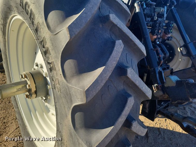 image for item LG9388 2004 New Holland TM175  MFWD tractor