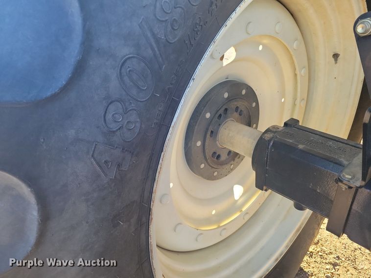 image for item LG9388 2004 New Holland TM175  MFWD tractor