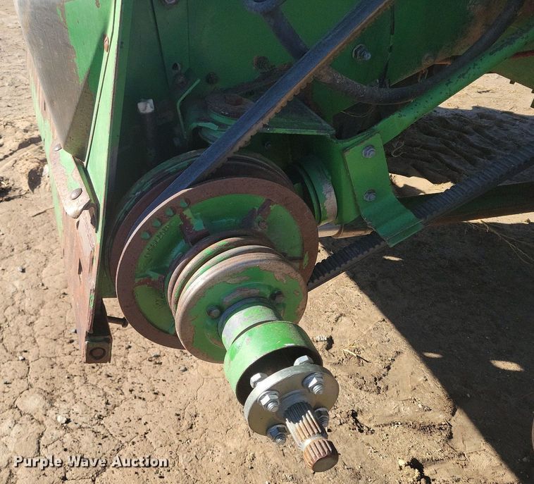 image for item LG9391 1987 John Deere 7720 Titan II  combine