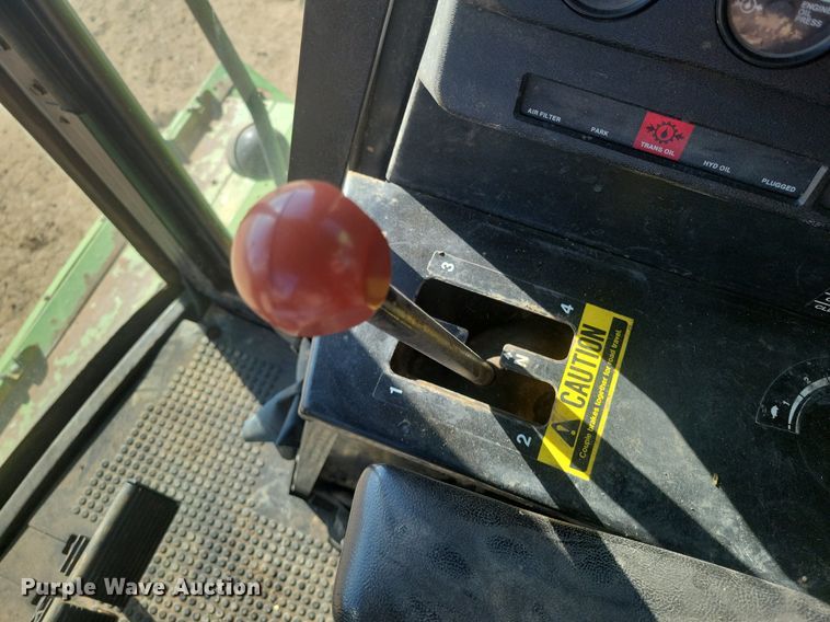 image for item LG9391 1987 John Deere 7720 Titan II  combine